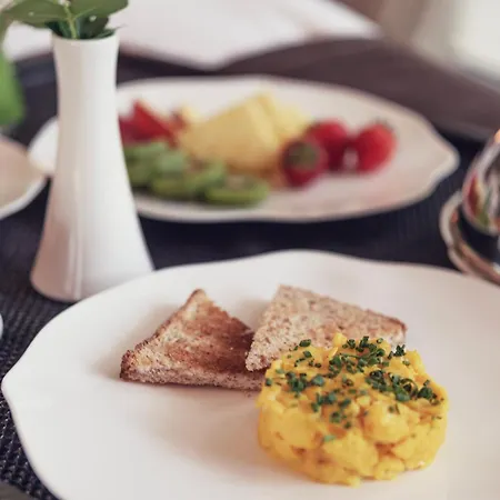 San Colombano Apartment