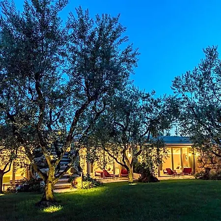 Apartment San Colombano *